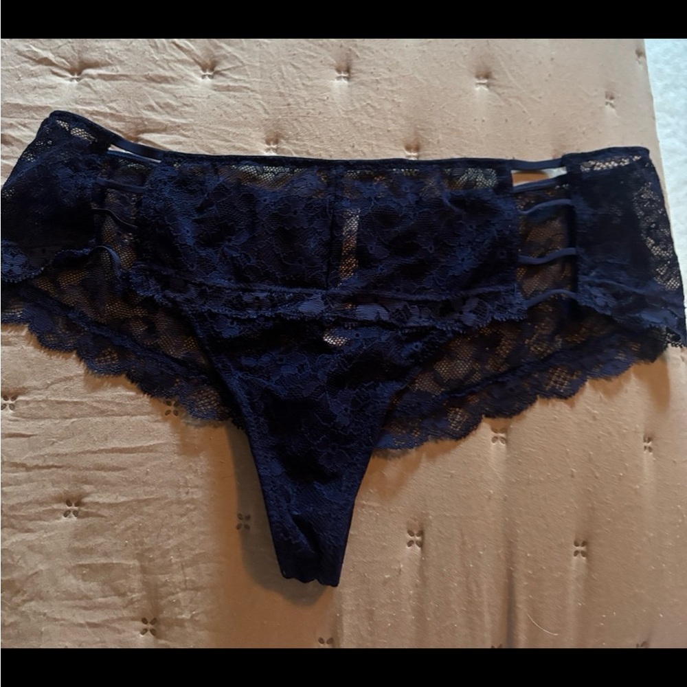 Victoria's Secret Midnight Lace Thong